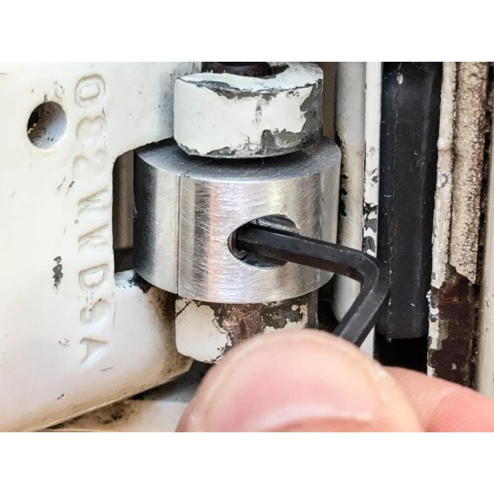 1992-96 Bronco Door Hinge Roller Repair Kit