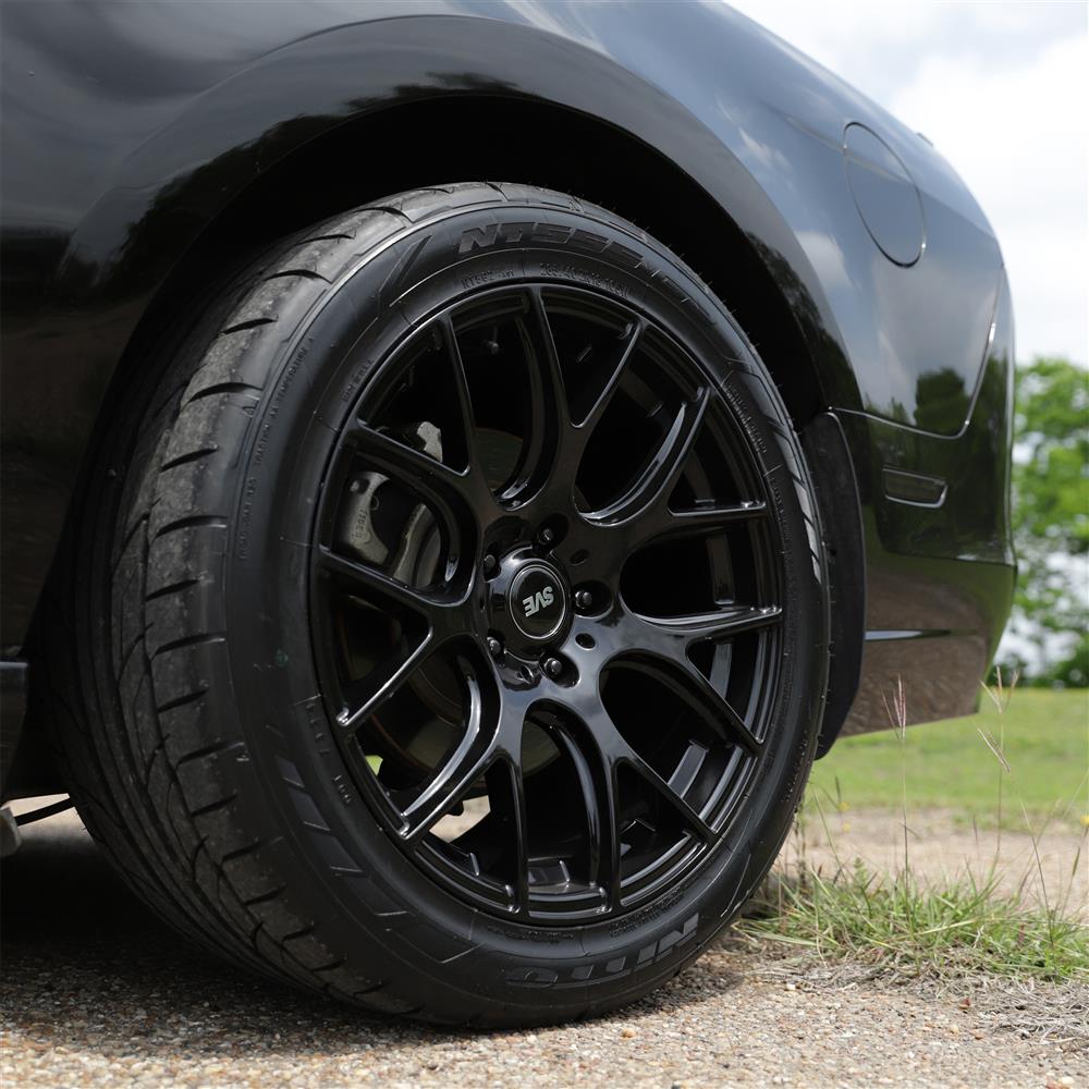 2005-14 Mustang SVE Drift Wheel & Nitto Tire Kit - 18x10  - Gloss Black