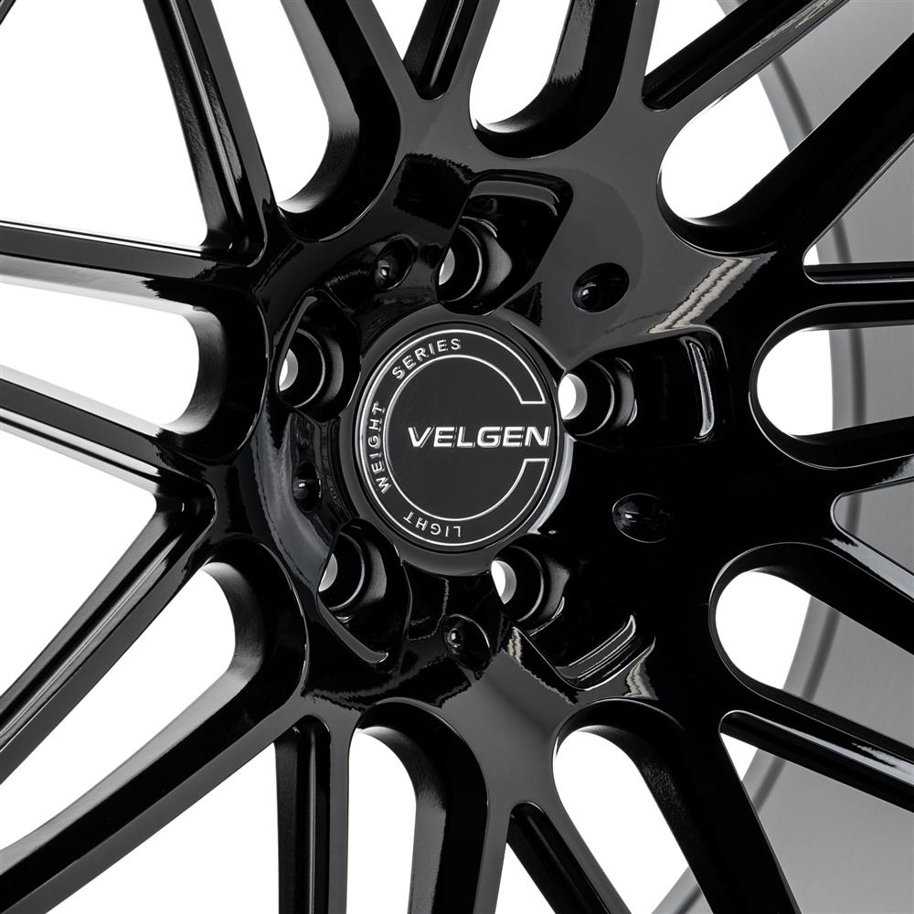2005-2014 Mustang Velgen VF9 Wheel & Ohtsu Tire Kit - 20x10 - Gloss Black