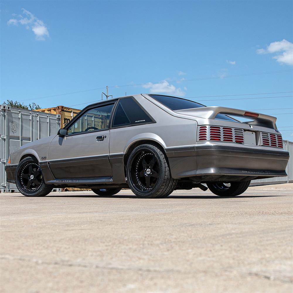 SVE Fox Body Saleen SC Style Wheel Kit - Gloss Black - 18x8.5/10