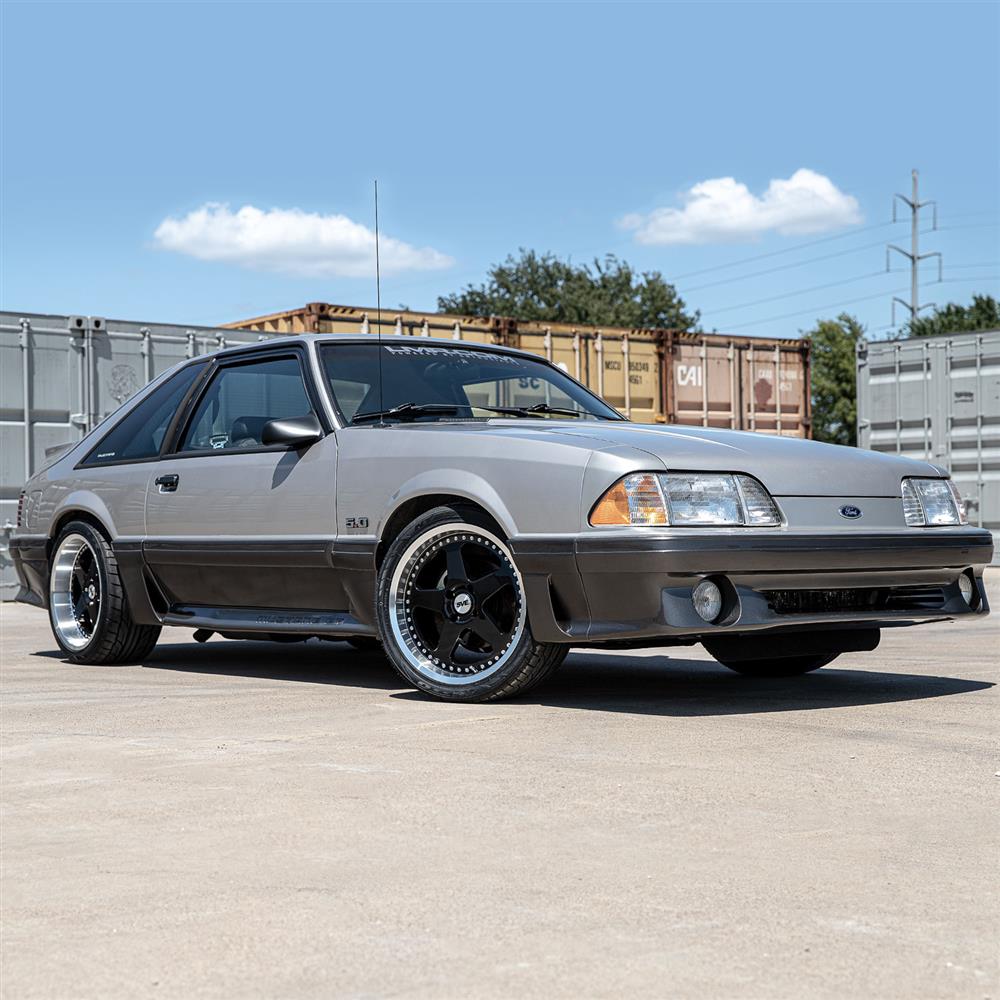 1979-1993 Mustang SVE Saleen SC Style Wheel Kit - Black w/ Machined Lip & Rivets - 18x8.5/10
