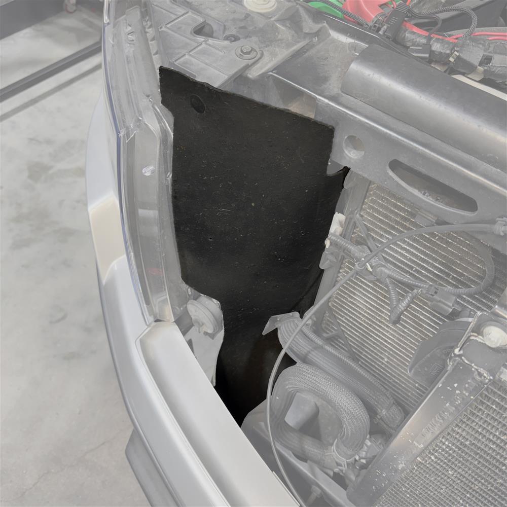 2010-14 F-150 Raptor Radiator Air Deflector - RH