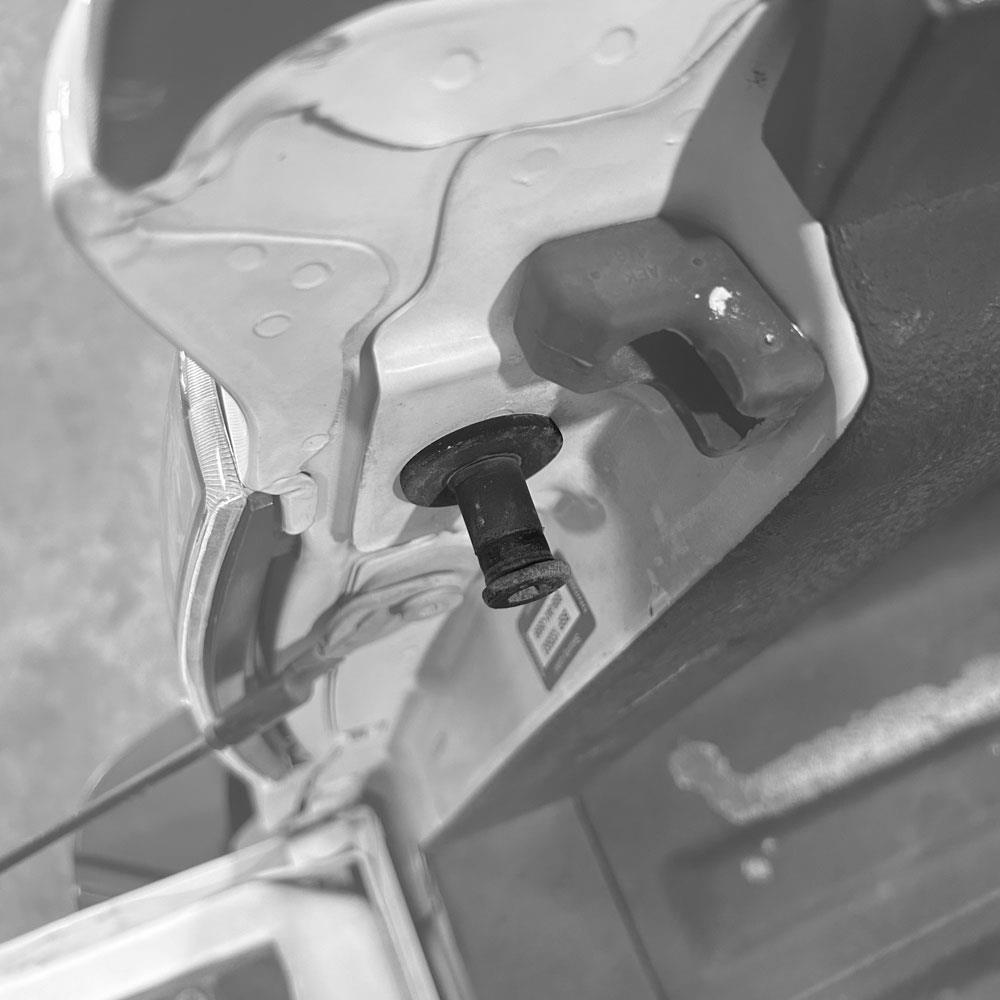 2011-14 F-150 Raptor Tailgate Latch Striker Bolt