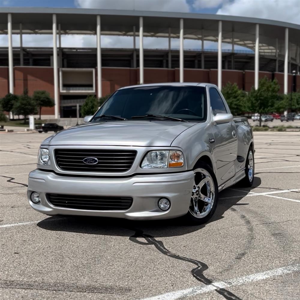 1999-04 F-150 SVT Lightning Front Bumper Cover