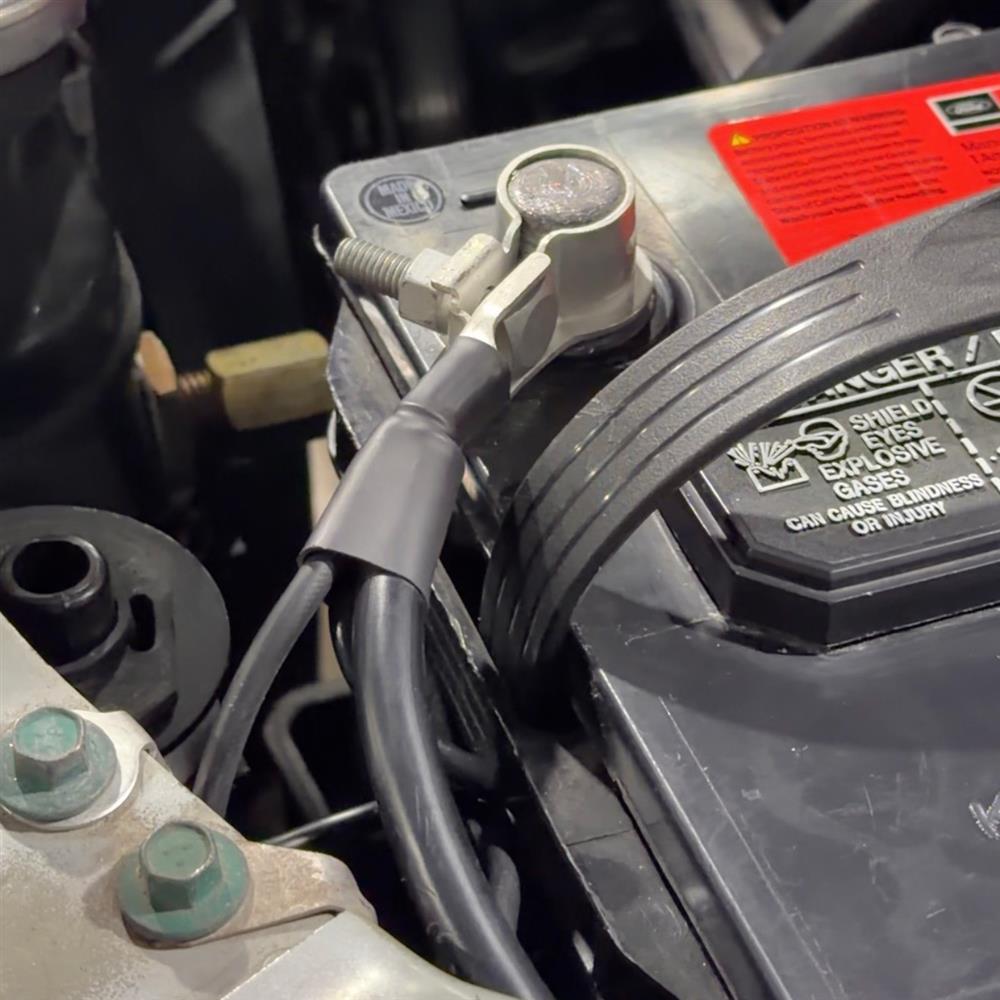 1994-04 Mustang Battery Cable Kit