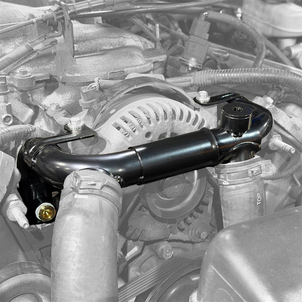 99-01 Cobra/03-04 Mach 1 Coolant Crossover Tube