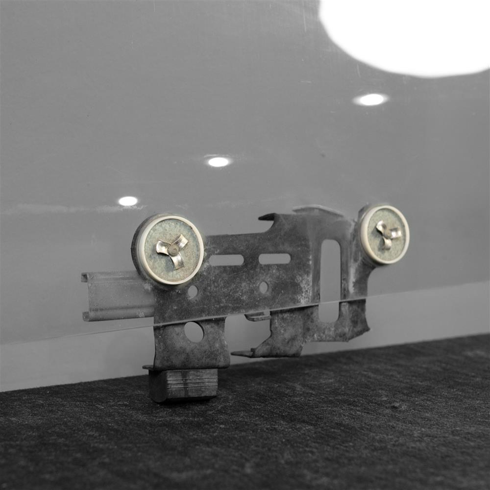 1982-93 Mustang Door Glass Bracket Retainer Kit