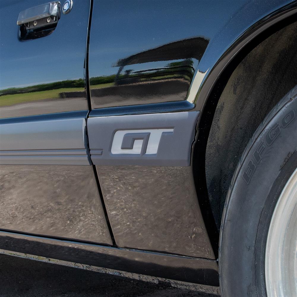 1985-86 Mustang GT Front of Quarter Panel Molding - LH