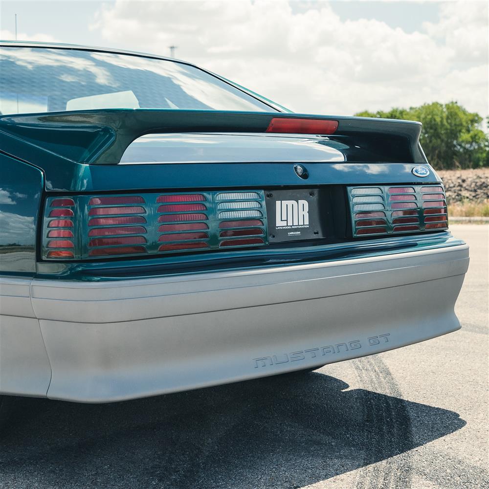 【SATIIIZ】Leto Vintage Crack Mustang Mustang GT Tail Light Lens - LH (87-93) E7ZZ-13451-GT Fox Body