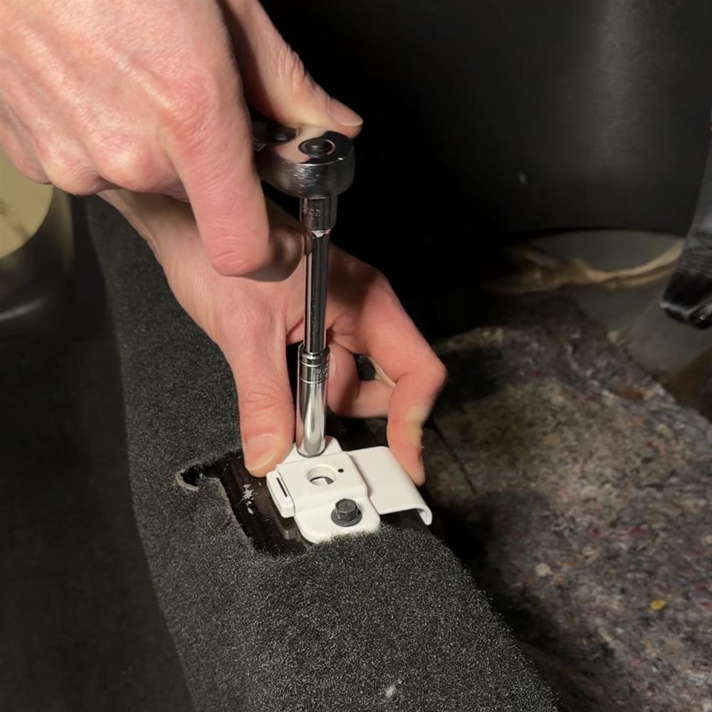 1994-04 Mustang Rear Seat Bottom Locks