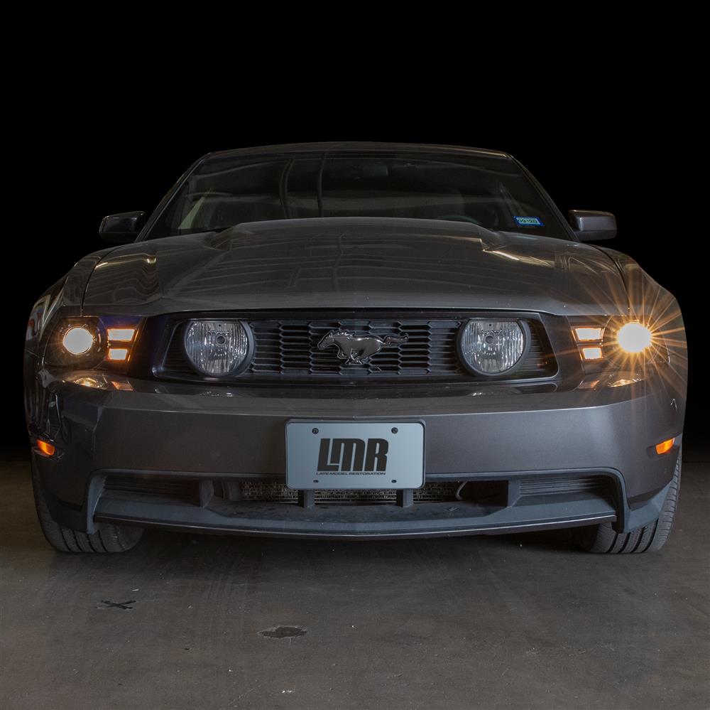 2010-12 Mustang Projector Style Headlight Kit - Black