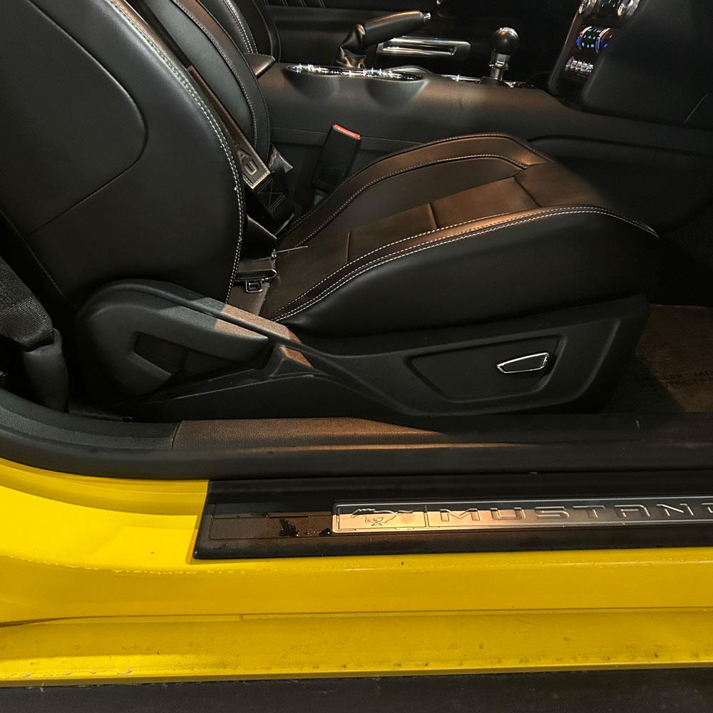 2015-23 Mustang Seat Switch Bezel - RH