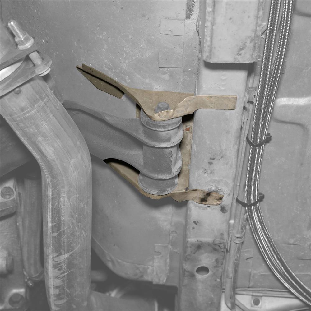 1982-93 Mustang Transmission Crossmember Mounting Brackets