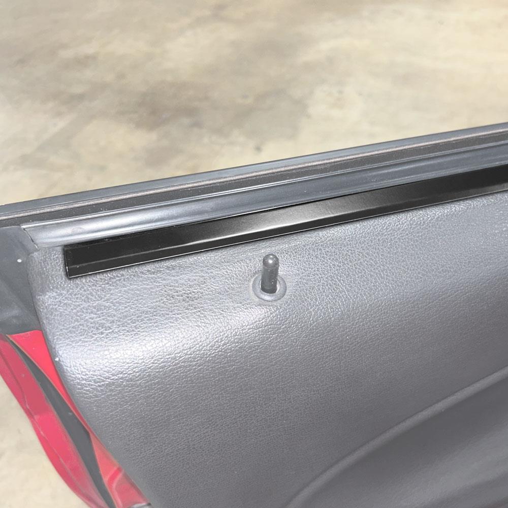 1994-04 Mustang Upper Door Panel Cover Kit