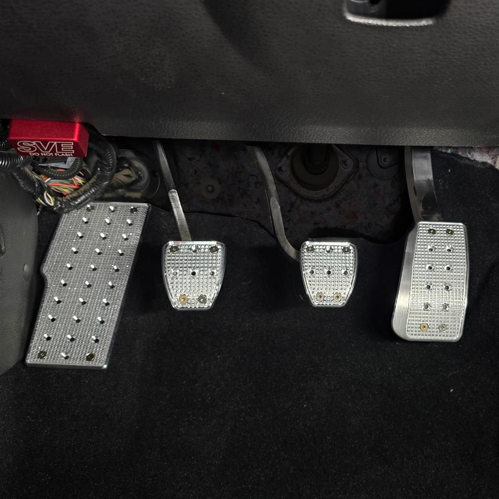 2005-2014 Mustang Pedal Kit for Manual Transmission - Grid