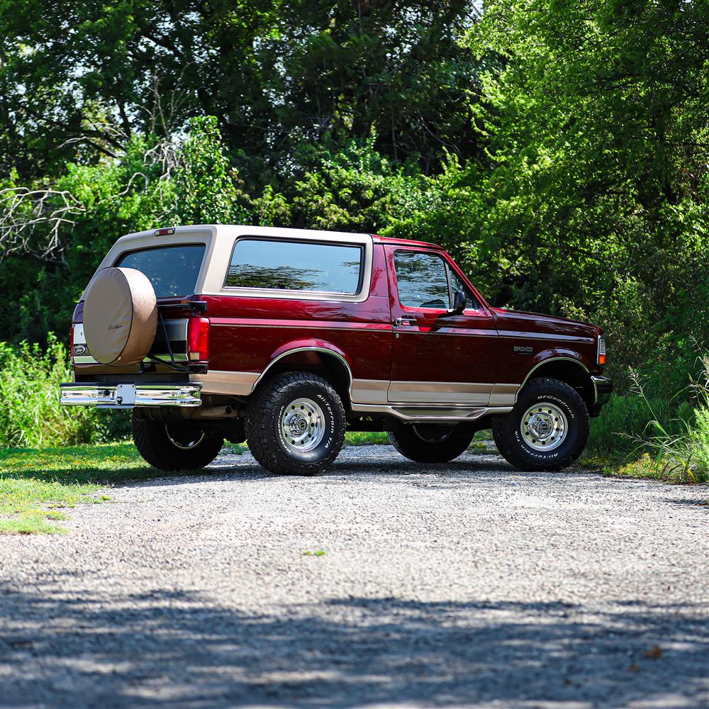1992-96 Bronco SVE Factory Style 10-Hole Wheel & 32" BFG T/A Tire Kit  - 15x7.5" - Polished