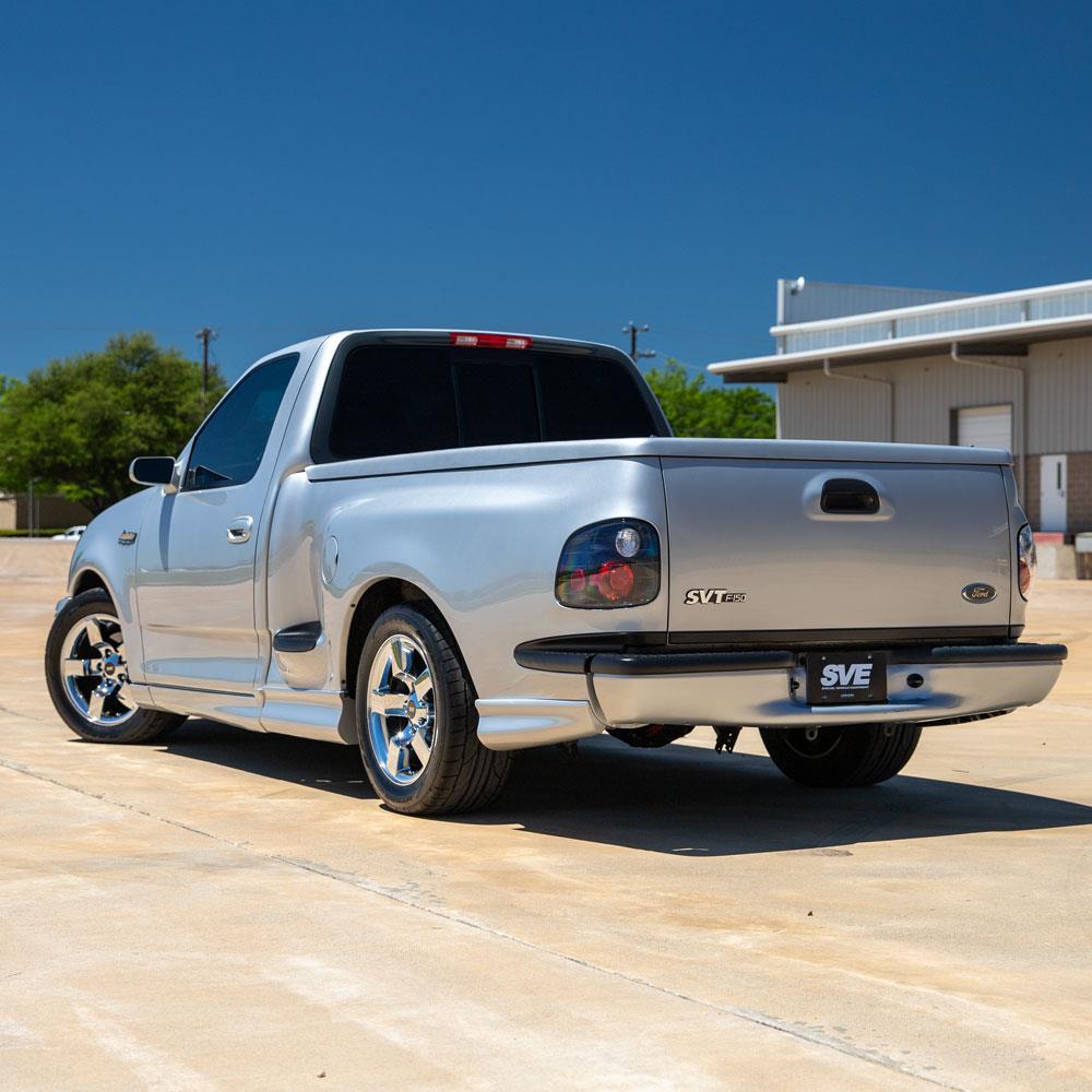 1999-2004 F-150 SVT Lightning SVE 01-02 Style Wheel & Nitto Tire Kit - 18x9.5 - Chrome