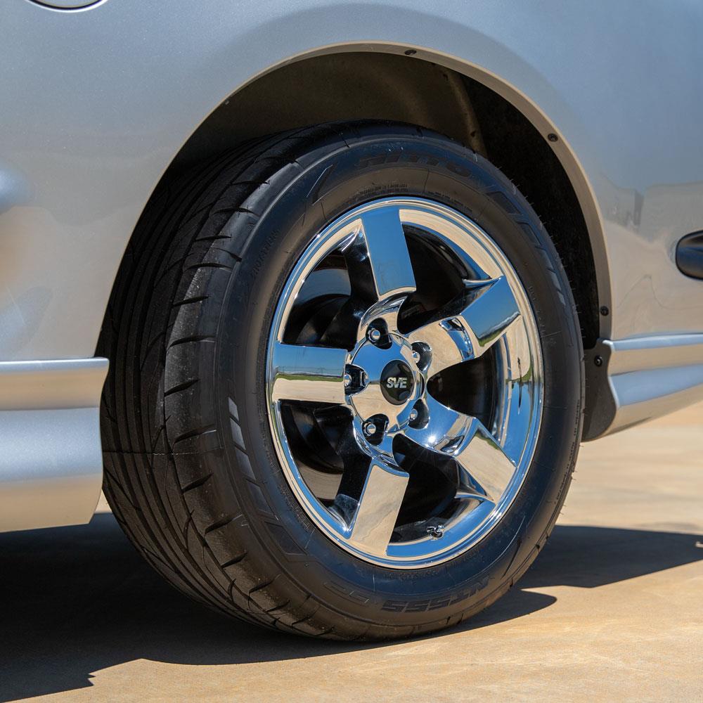 1999-2004 F-150 SVT Lightning SVE 01-02 Style Wheel & Nitto Tire Kit - 18x9.5 - Chrome