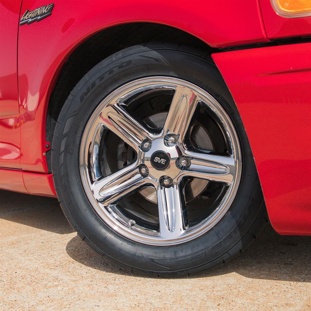 1999-04 F-150 SVT Lightning SVE 03-04 Style Wheel & Toyo Tire Kit - 18x9.5  - Chrome