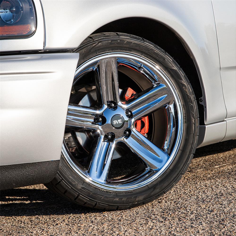 1999-04 F-150 SVT Lightning SVE 03-04 Style Wheel & Toyo Tire Kit - 20x9  - Chrome