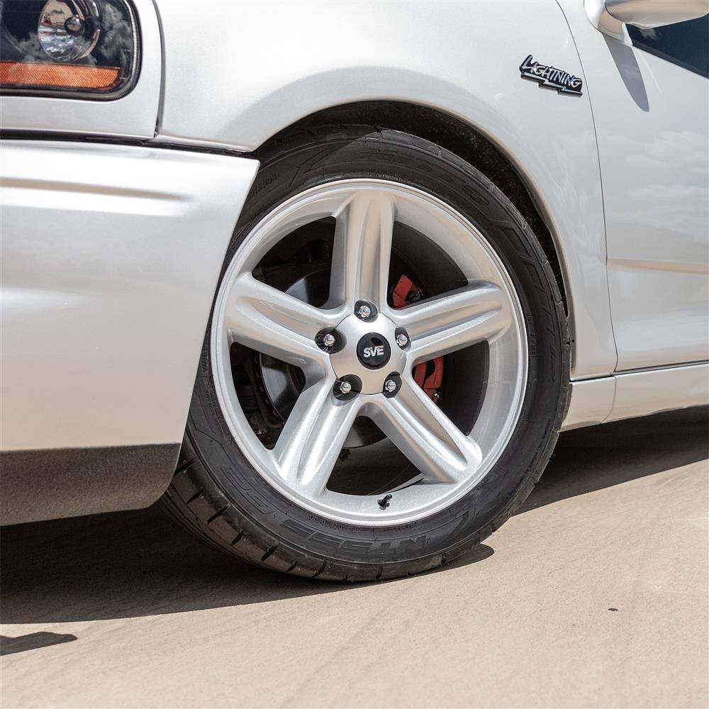 1999-04 F-150 SVT Lightning SVE 03-04 Style Wheel & Toyo Tire Kit - 20x9  - Silver