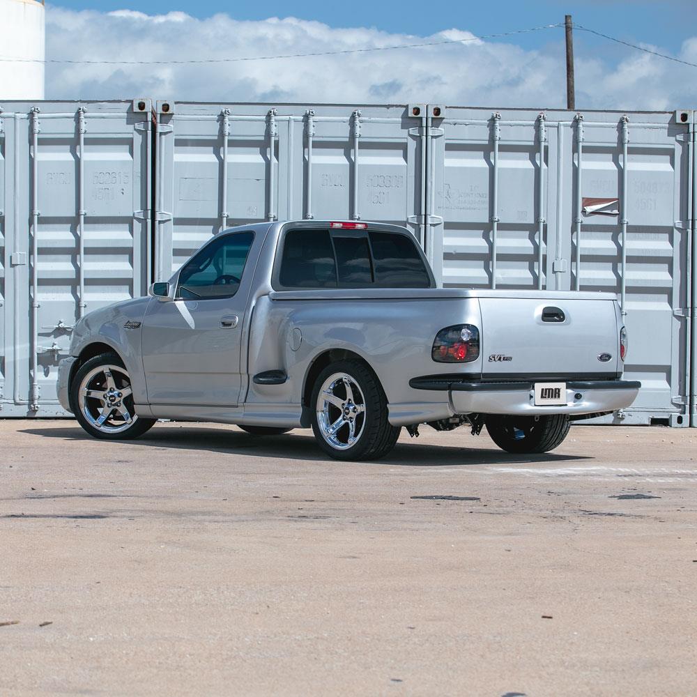 1999-04 F-150 SVT Lightning SVE 99-00 Style Wheel & Toyo Tire Kit - 20x9/10  - Chrome