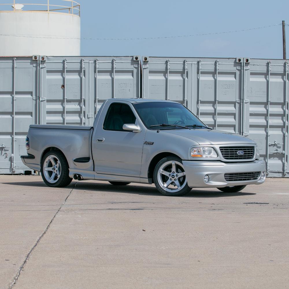 1999-04 F-150 SVT Lightning SVE 99-00 Style Wheel & Toyo Tire Kit - 20x9  - Silver