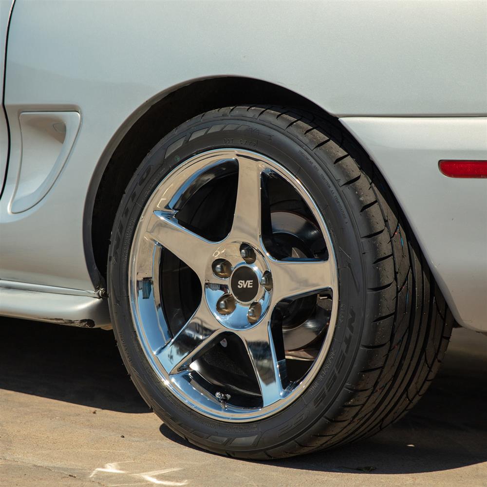 1994-04 Mustang SVE 03 Cobra Wheel & Kenda Tire Kit - 18x9/10  - Chrome