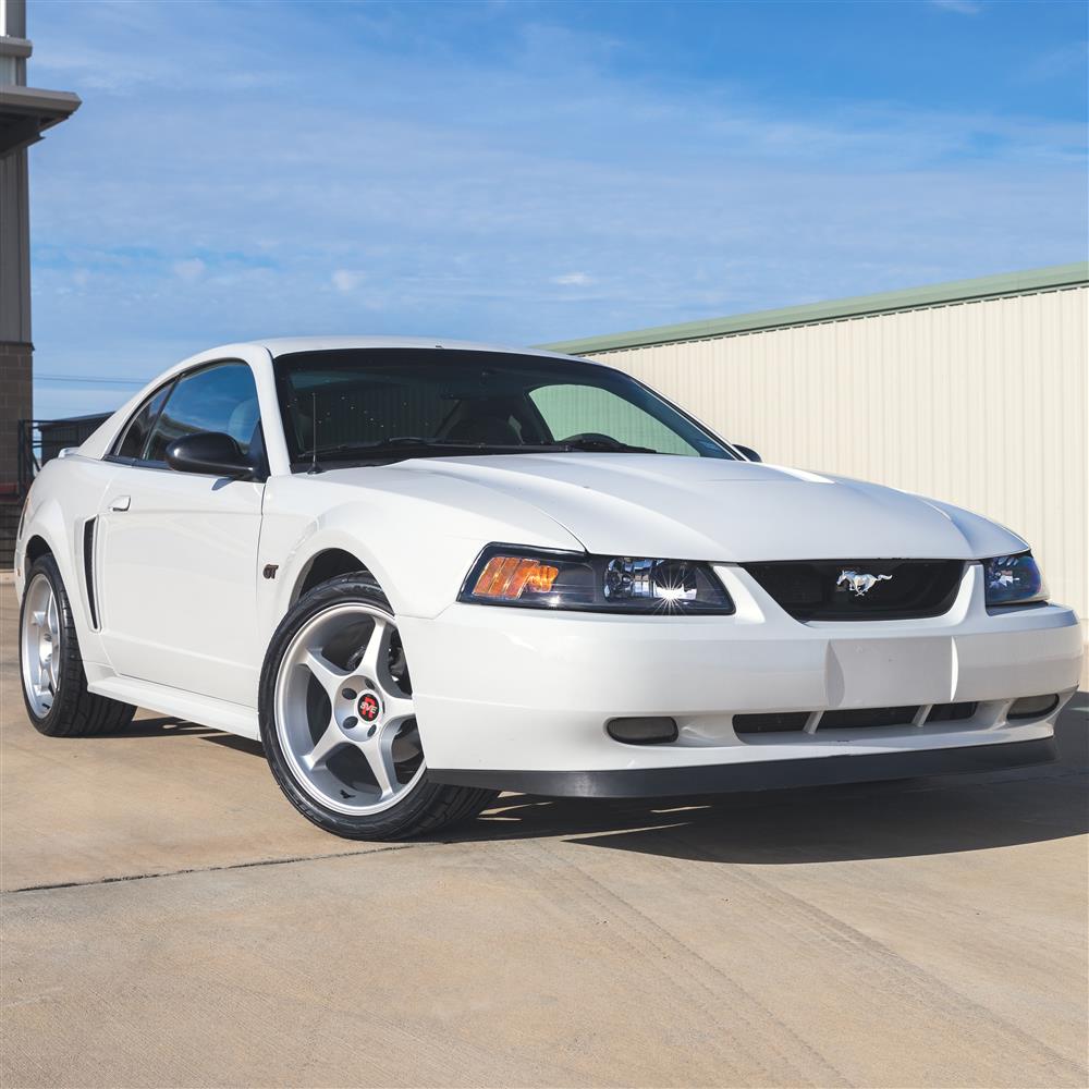 1994-04 Mustang SVE 2000 Cobra R Wheel & Kenda Tire Kit - 18x9.5