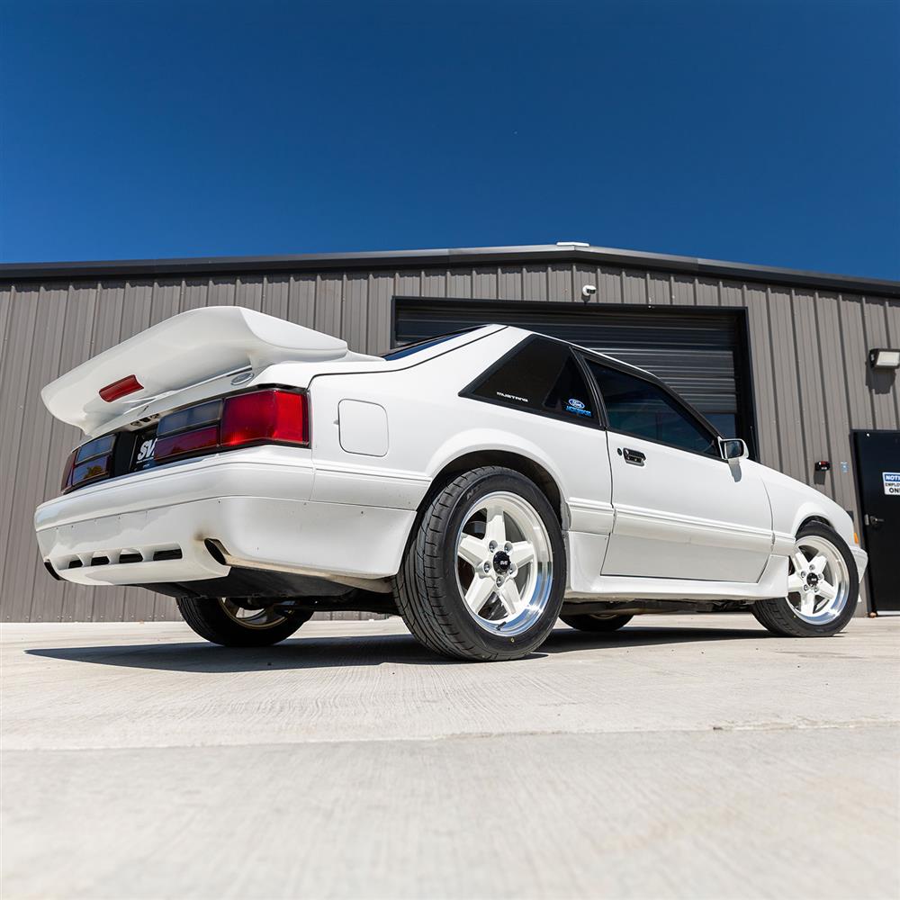 1979-93 Mustang SVE 5 Lug S89 Wheel Kit - 17x8/9  - White