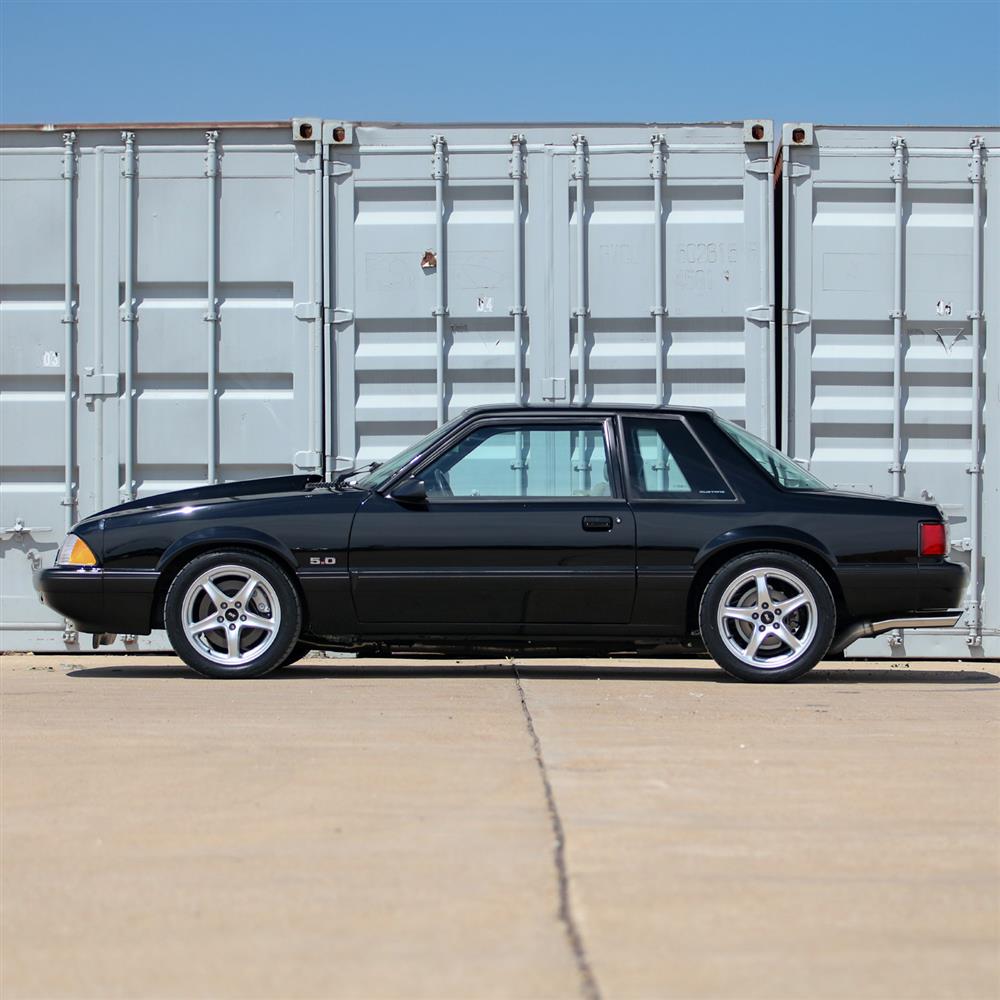 1994-2004 Mustang SVE 98 Cobra Wheel & Sumitomo Tire Kit - 17x8/9 - Silver