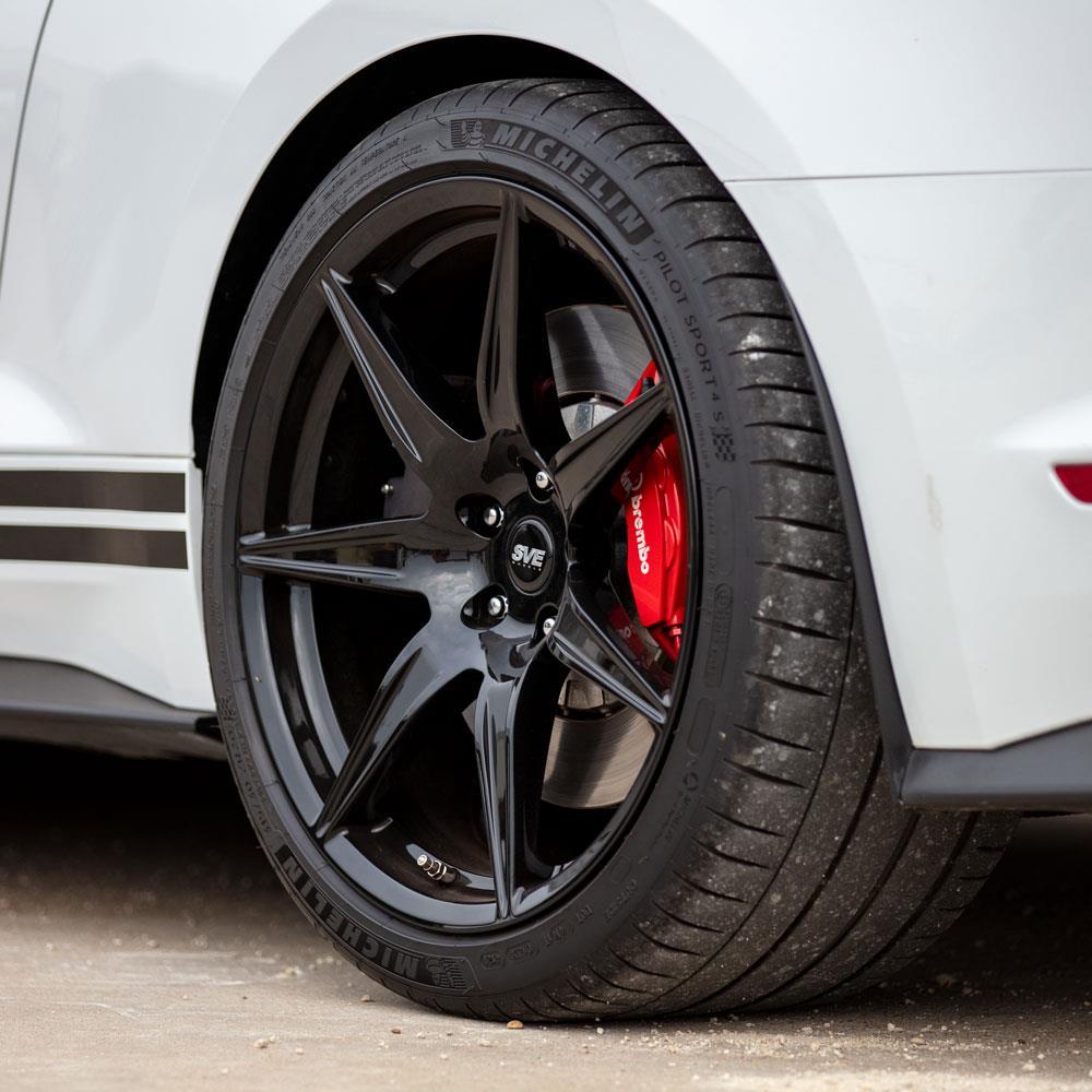 2020-2022 Mustang SVE CFX Forged Wheel & Michelin Cup 2 Tire Kit - 20x11/11.5 - Black - GT500