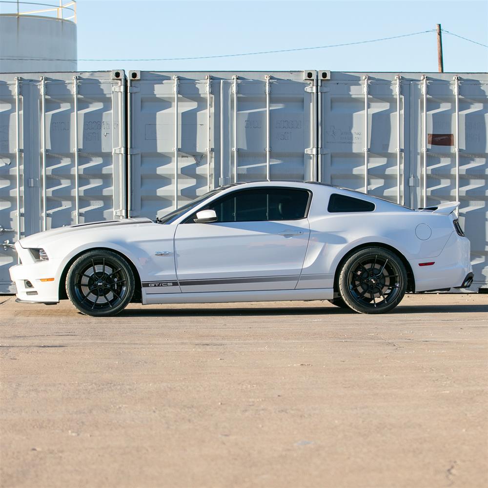 2005-14 Mustang SVE DHP1 Forged Wheel Kit - 19x10/11  - Black