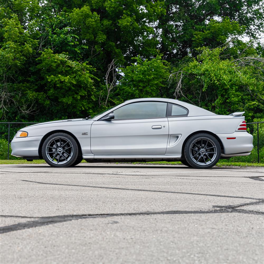 1994-04 Mustang SVE DHP1 Wheel - 18x9  - Gloss Graphite