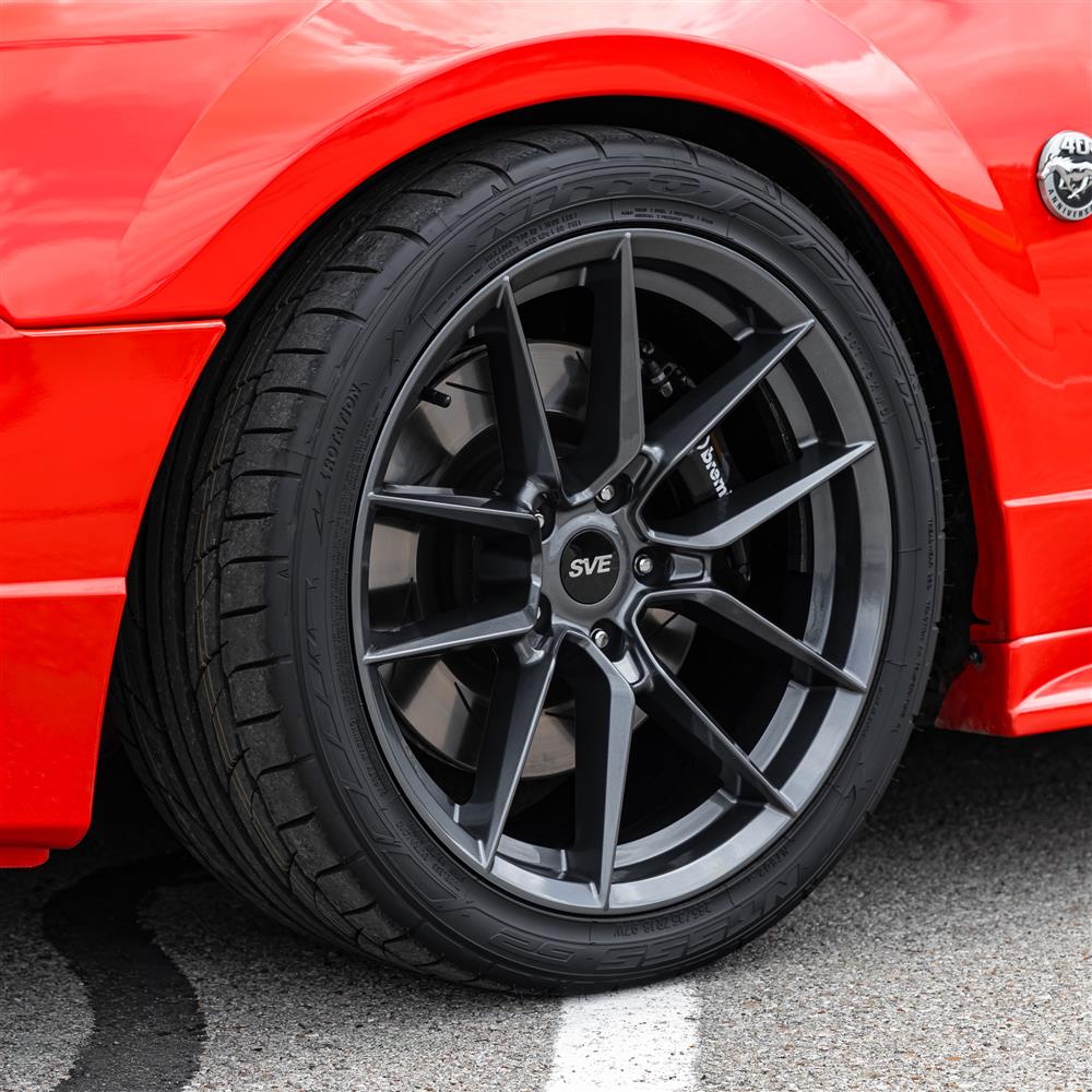 1994-04 Mustang SVE DHP1 Wheel - 18x9  - Gloss Graphite