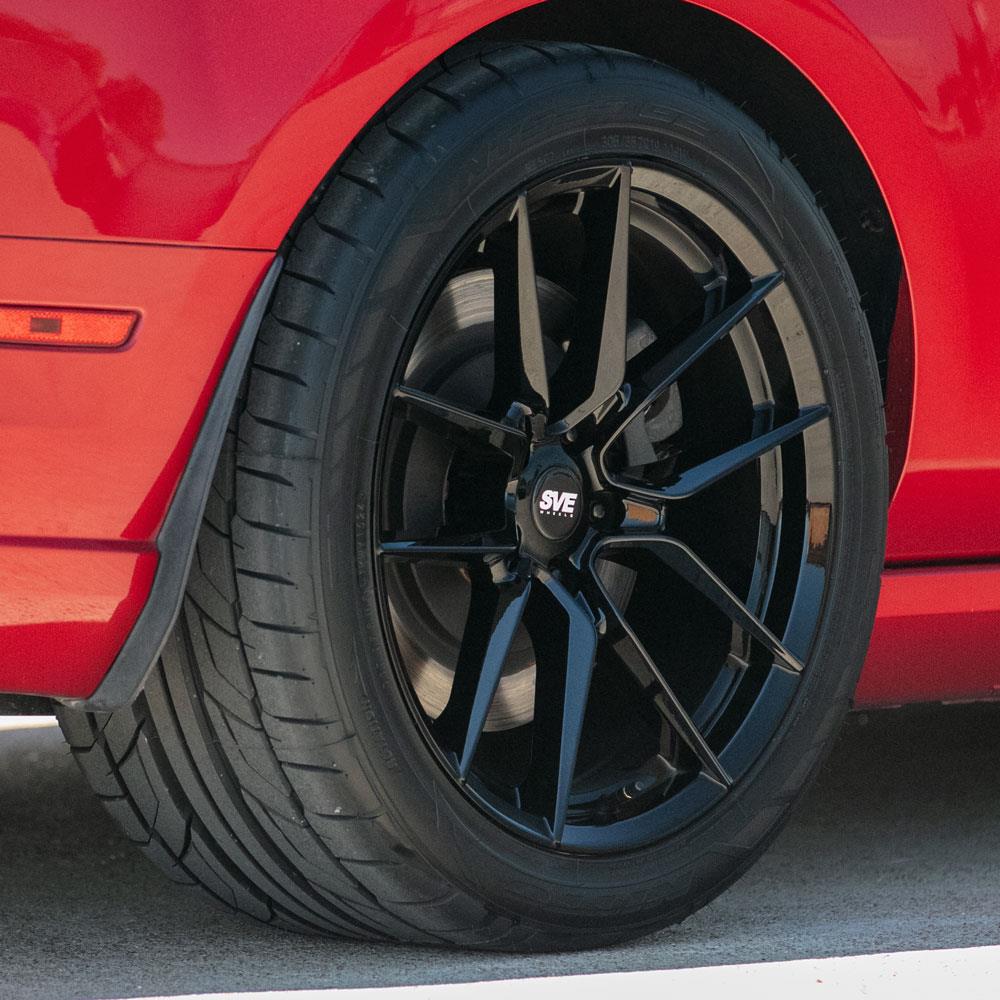2005-14 Mustang SVE DHP1 Wheel & Firestone Kit - 19x10  - Gloss Black