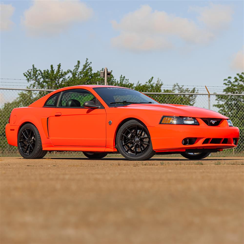 1994-04 Mustang SVE DHP1 Wheel & Kenda Tire Kit - 18x9/10  - Gloss Black