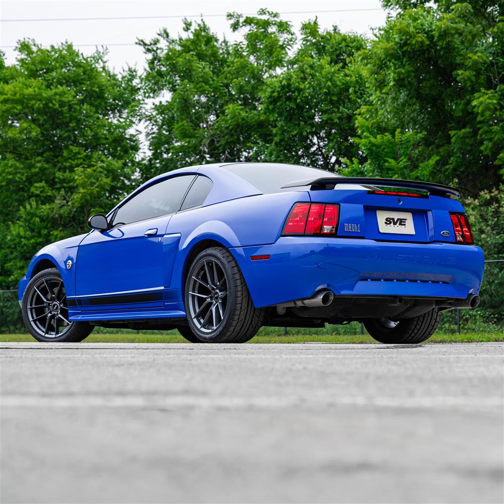 1994-04 Mustang SVE DHP1 Wheel & Kenda Tire Kit - 18x9/10  - Gloss Graphite