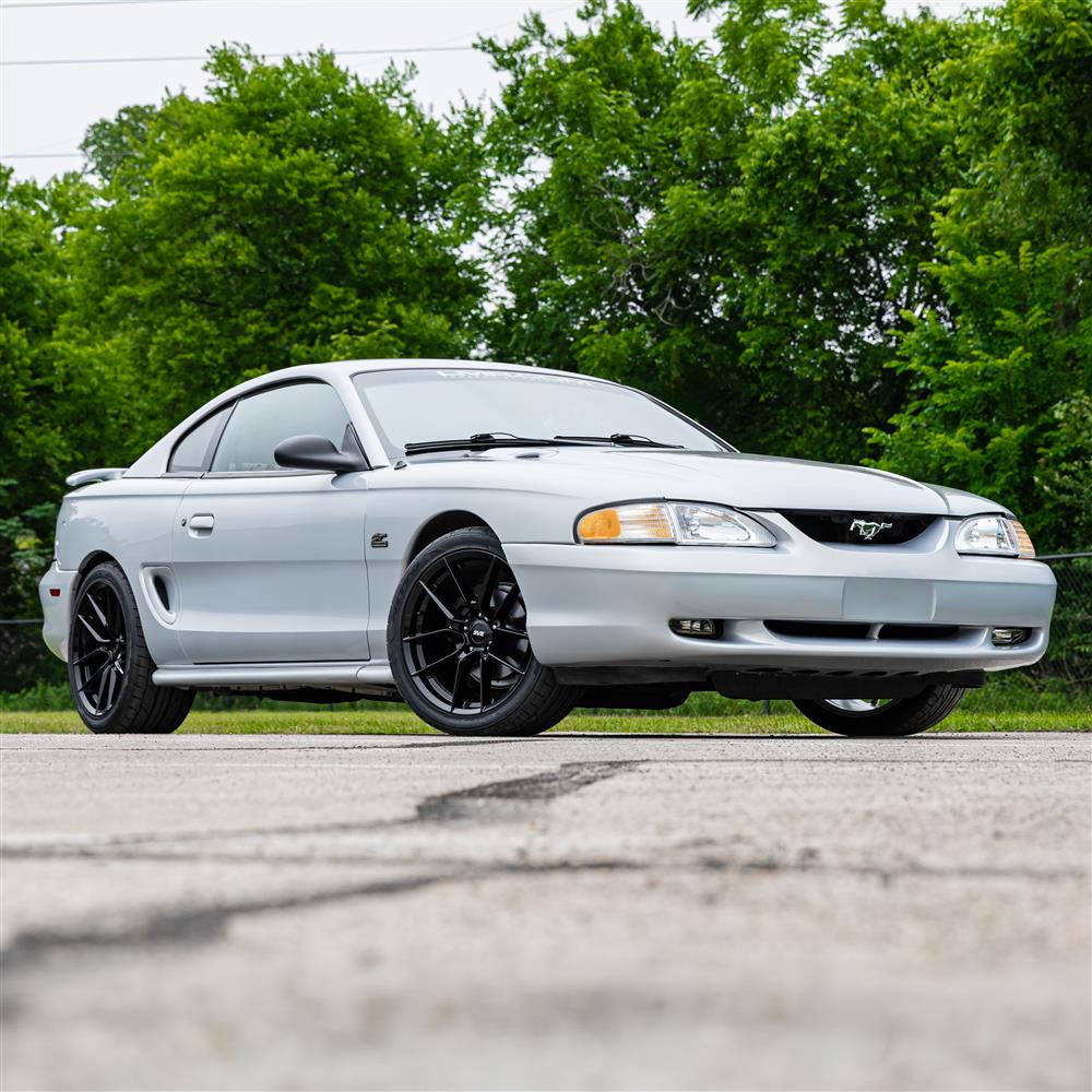 1994-04 Mustang SVE DHP1 Wheel Kit - 18x9/10  - Gloss Black