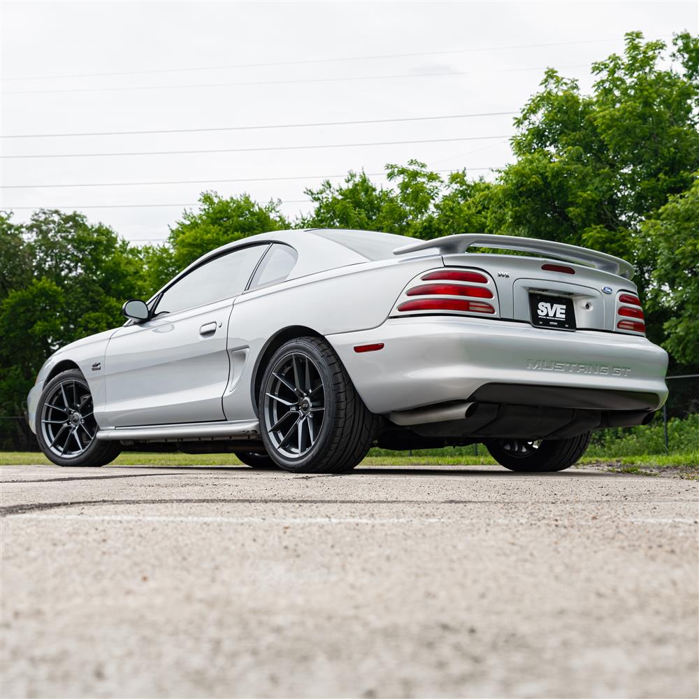 1994-04 Mustang SVE DHP1 Wheel Kit - 18x9/10  - Gloss Graphite