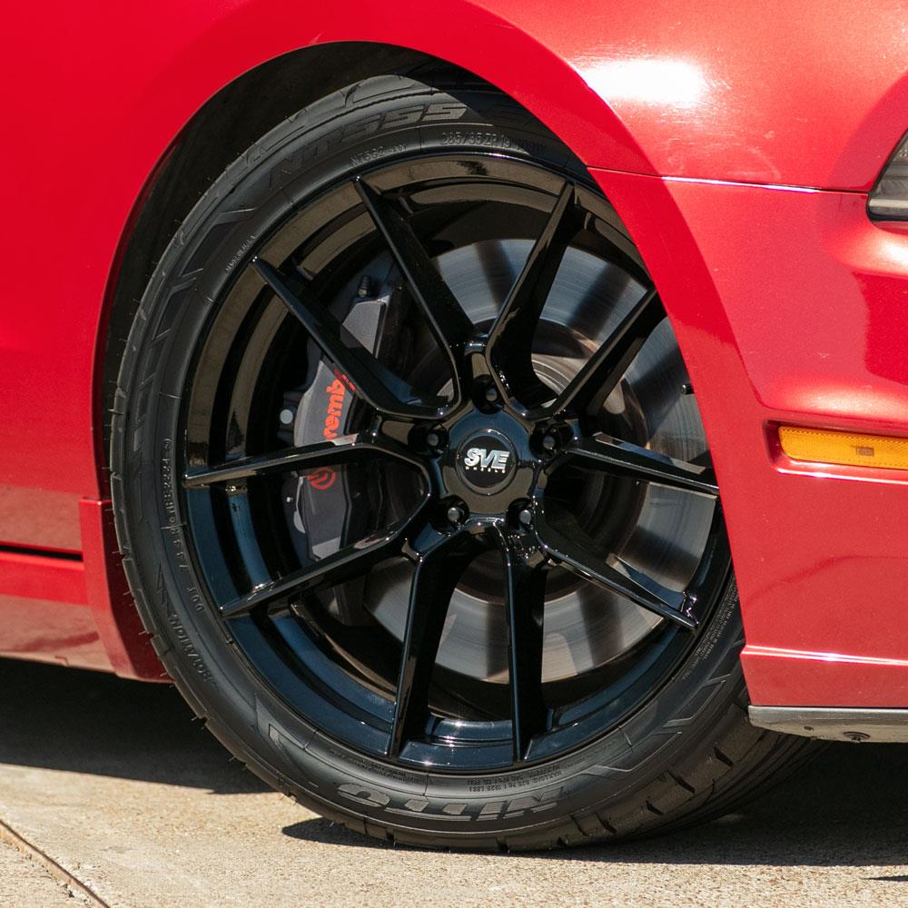 2005-14 Mustang SVE DHP1 Wheel & Nitto Tire Kit - 19x10  - Gloss Black