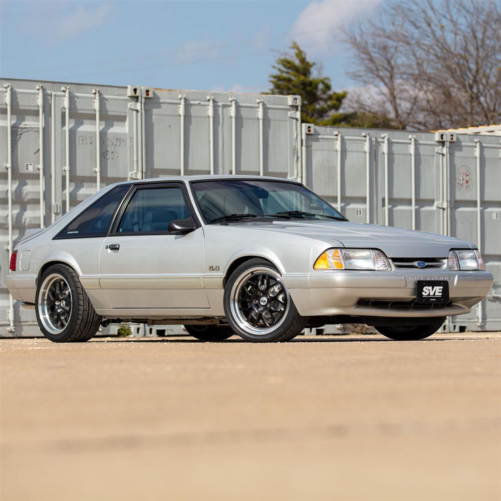 1994-2004 Mustang SVE Drag Comp Wheel & Sumitomo Tire Kit - 18x9/10 - Gloss Black