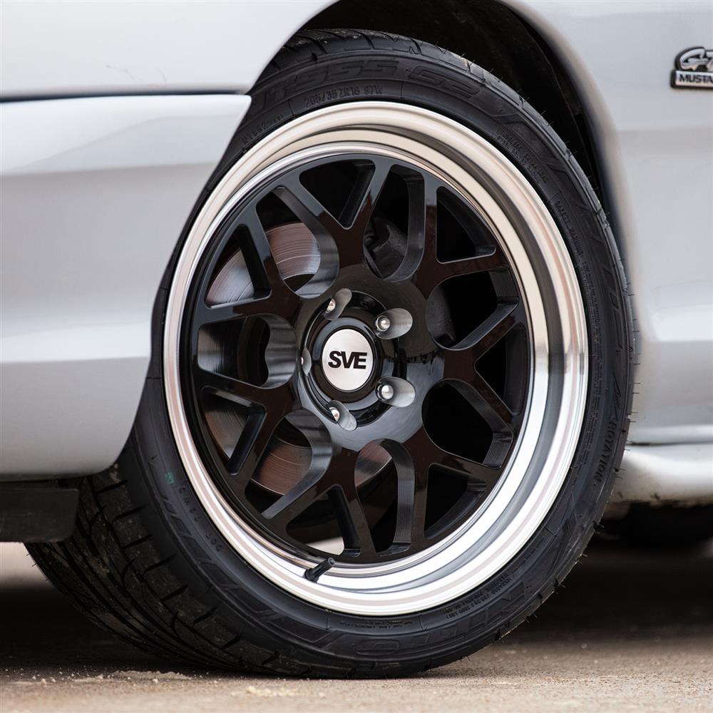 1994-2004 Mustang SVE Drag Comp Wheel & Sumitomo Tire Kit - 18x9/10 - Gloss Black