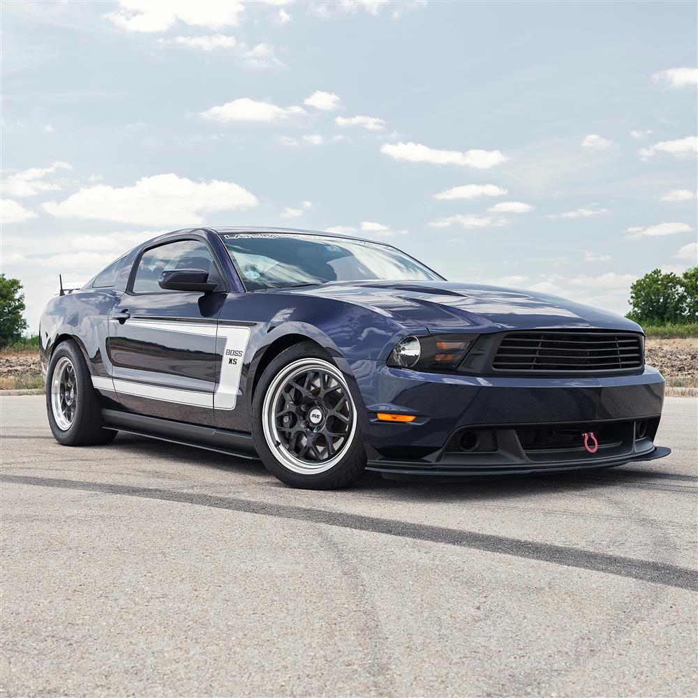 Mustang SVE Drag Comp Wheel & M/T Tire Kit - 18x5/17x10 | 05-14