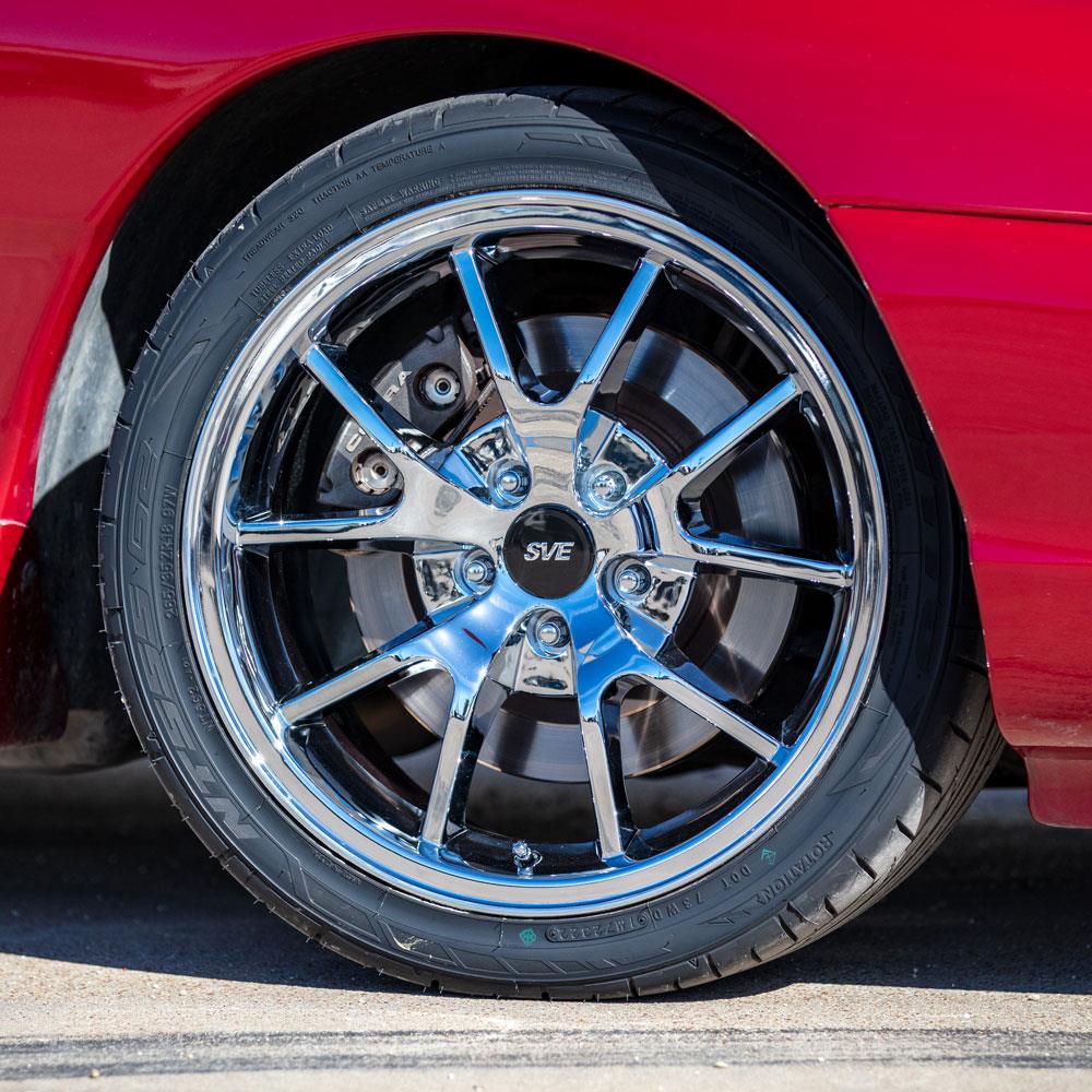 1994-04 Mustang SVE FR500 Wheel & Kenda Tire Kit - 18x9/10  - Chrome
