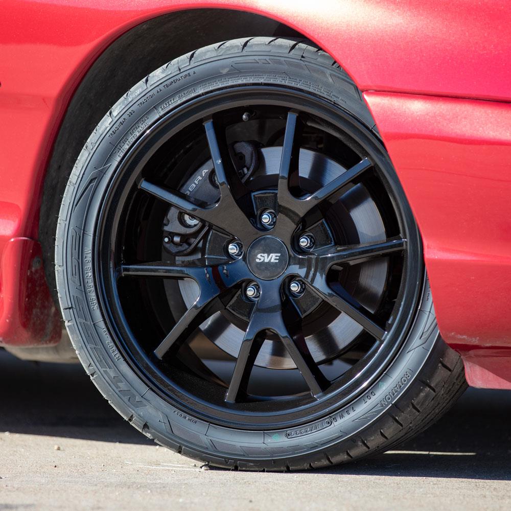 1994-2004 Mustang SVE FR500 Wheel & Sumitomo Tire Kit - 18X9/10 - Black