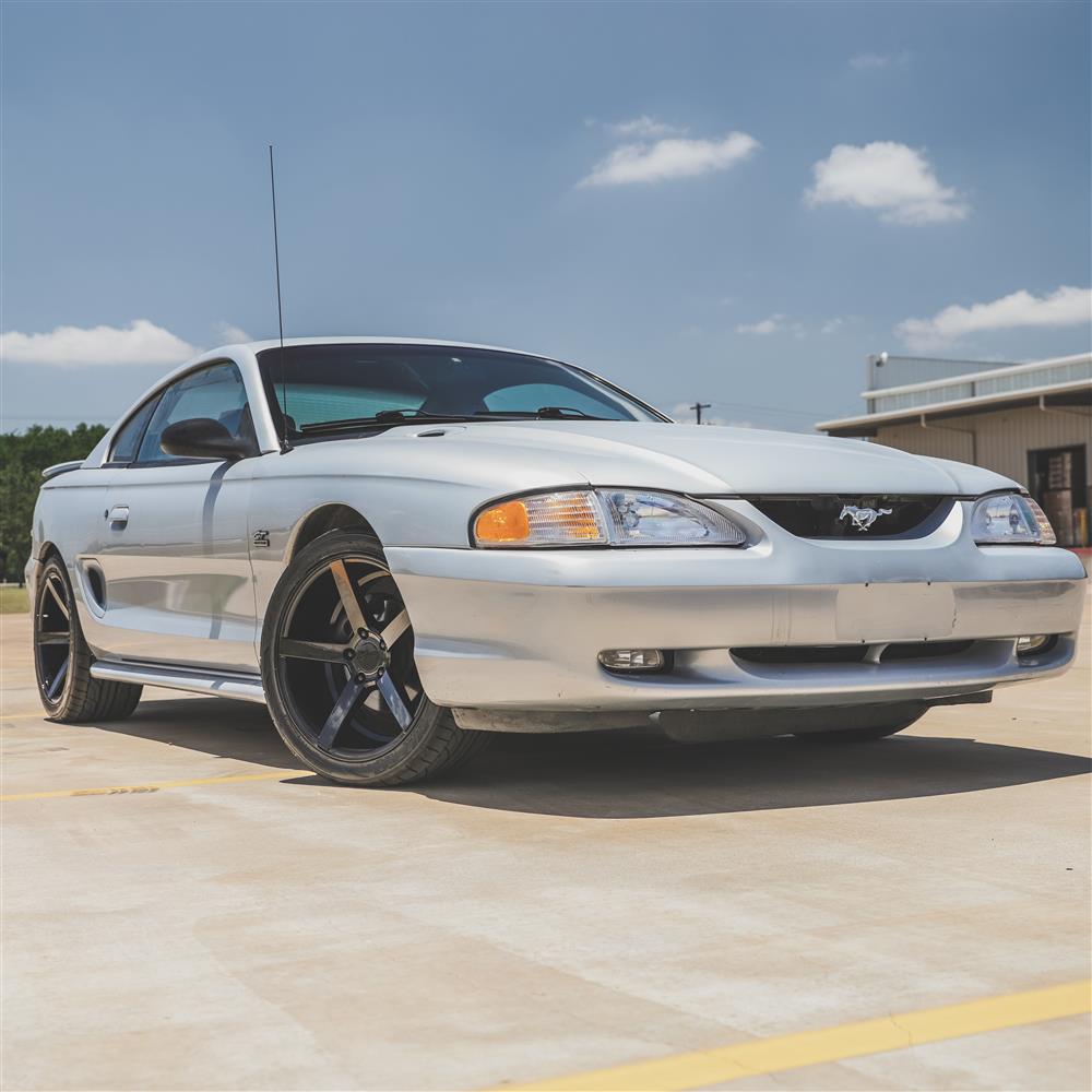 1994-04 Mustang SVE NVX Wheel & Kenda Tire Kit - 18x9/10  - Black