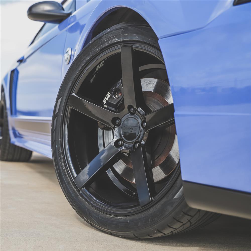 1994-04 Mustang SVE NVX Wheel & Kenda Tire Kit - 18x9/10  - Black