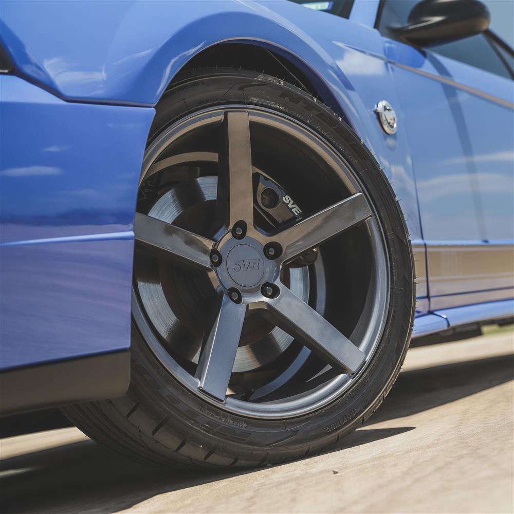 1994-04 Mustang SVE NVX Wheel & Kenda Tire Kit - 18x9/10  - Graphite