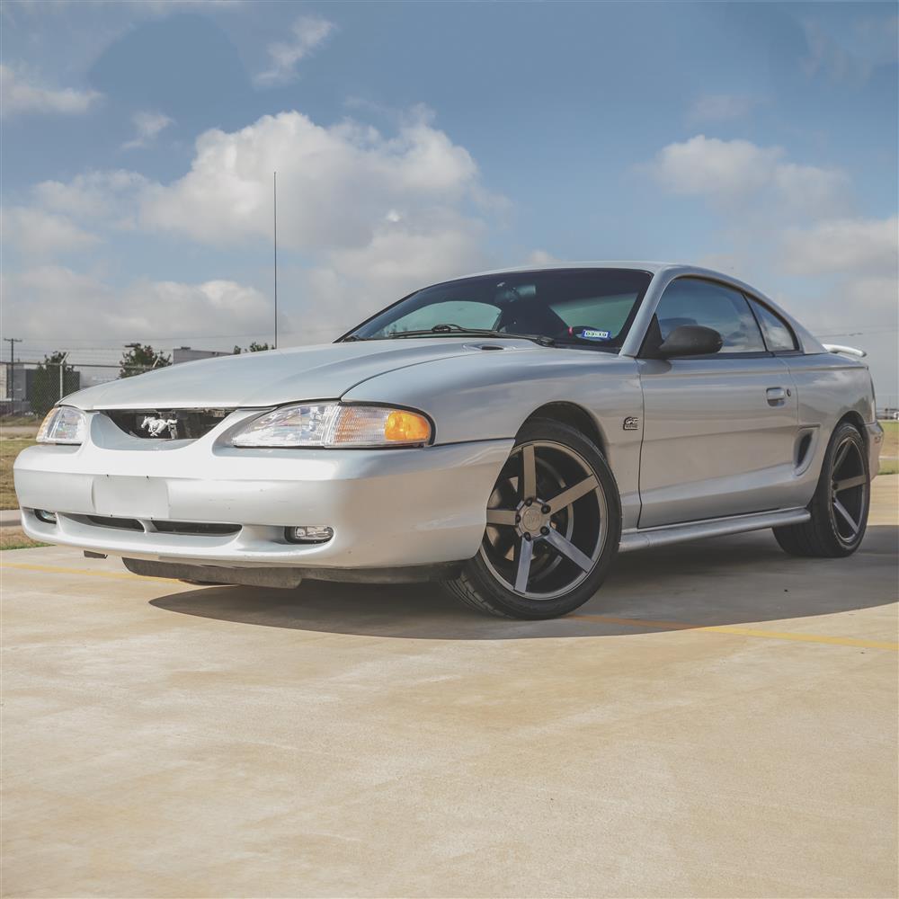 1994-04 Mustang SVE NVX Wheel & Kenda Tire Kit - 18x9/10  - Graphite
